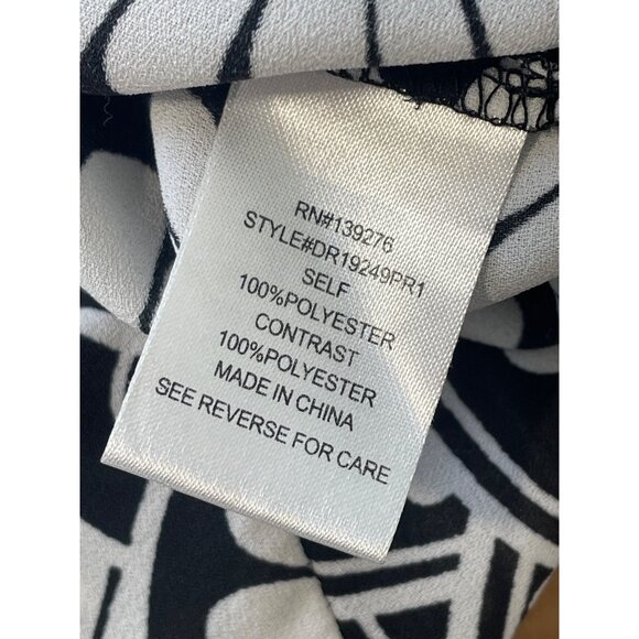 DR2 Blouse Size Large Short Sleeve Tunic Top Floral Scallop White Black Bohemian - Picture 5 of 7